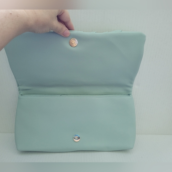 Express Mint Green Ruched Faux Leather Clutch Bag - Picture 5 of 7